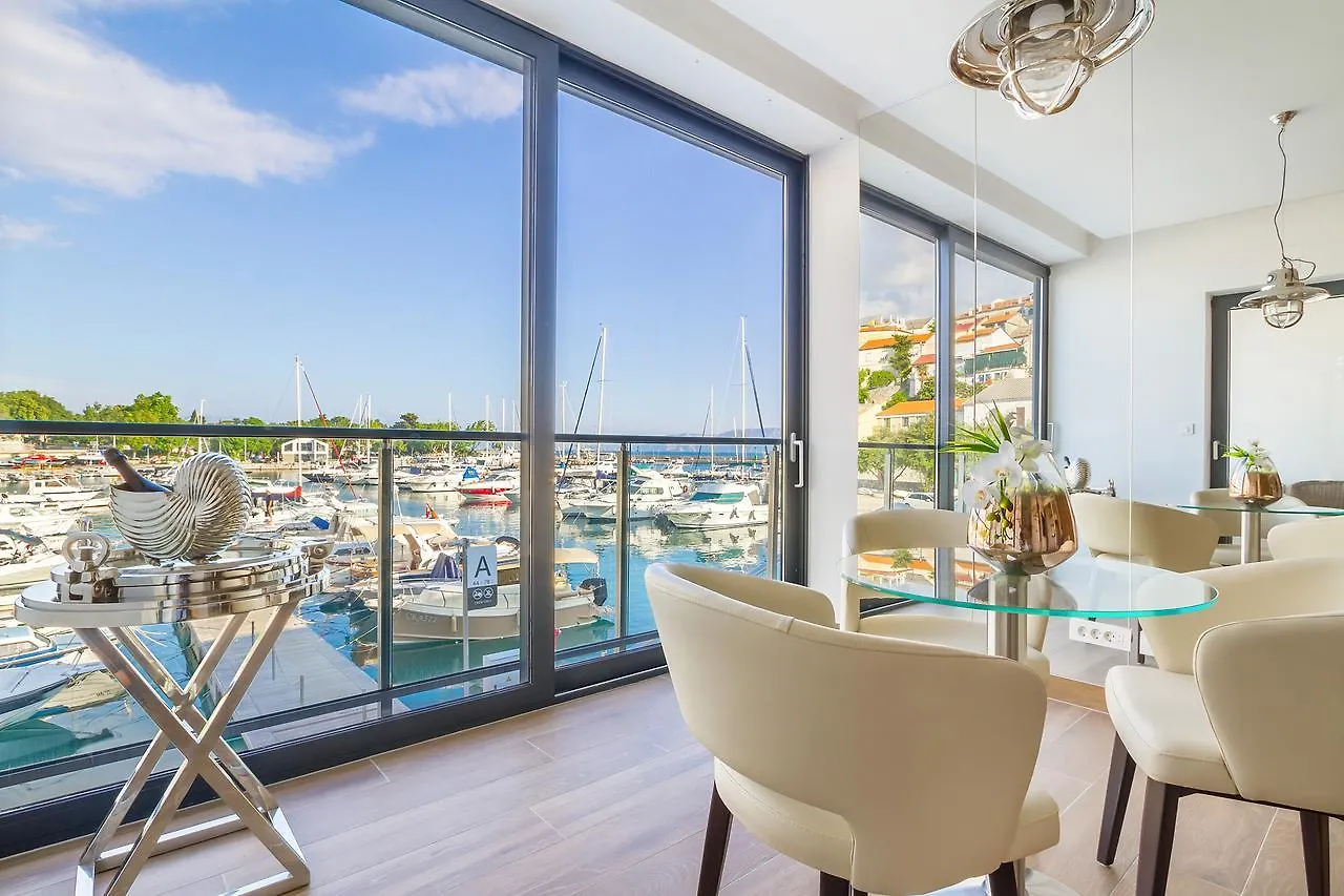 Apartments Marina Novi Novi Vinodolski
